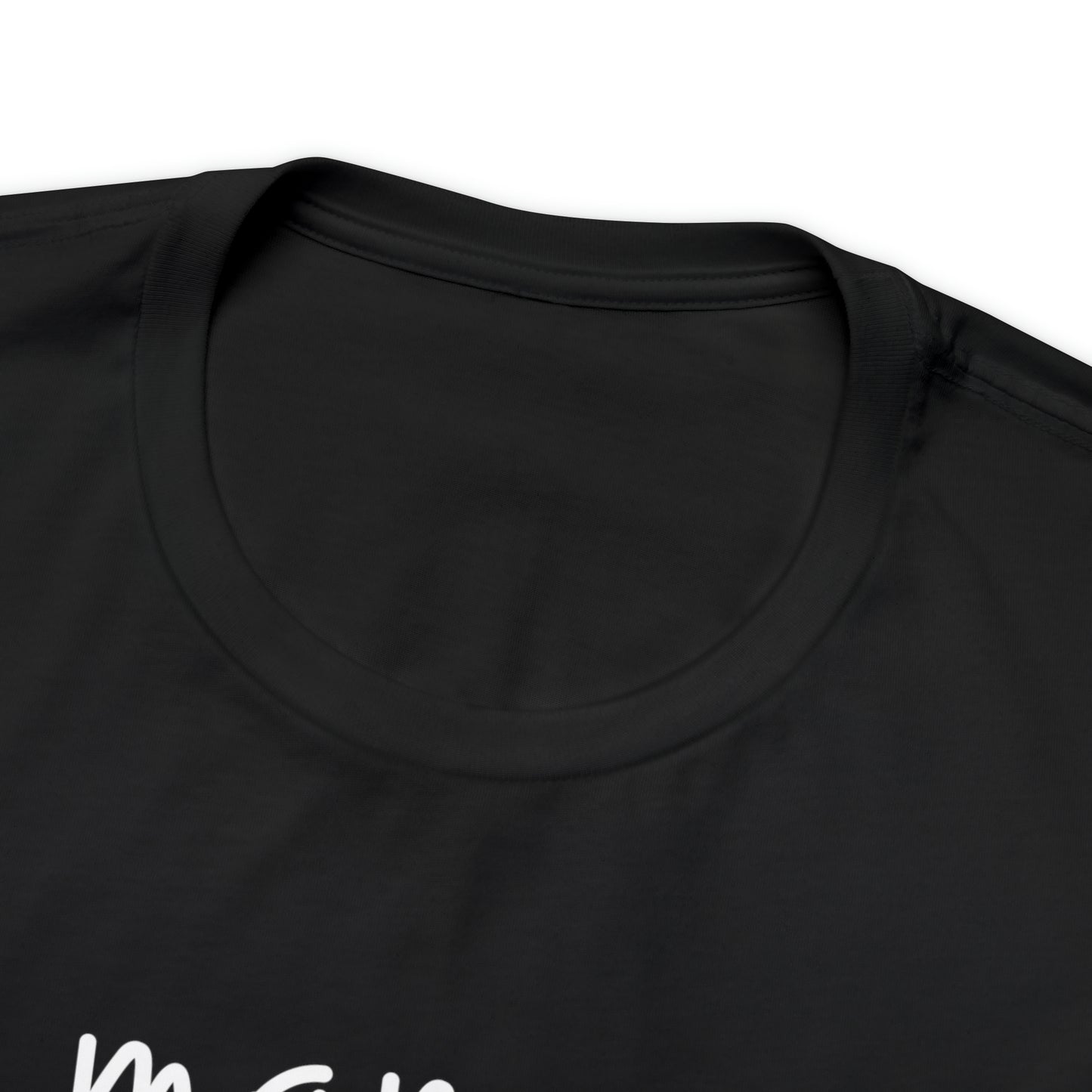 "Maman" T-Shirt | Chic Mom Shirt | French Mom Tee | Mother's Day Gift Ideas | French Mom Shirt | One Word Shirt | Gift Ideas for Mom | Shirt for French Speaking Mom